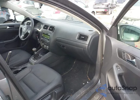 2011 Volkswagen Jetta 2.5L Se from USA, damaged, VIN 3VWBZ7AJ2BM326524